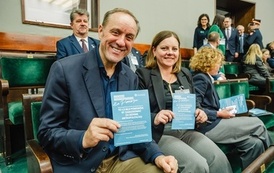 28.04.2026_WYJAZD_WARSZAWA_USTAWA_OMGGS_FOT_KONRAD_KEDZIOR-55